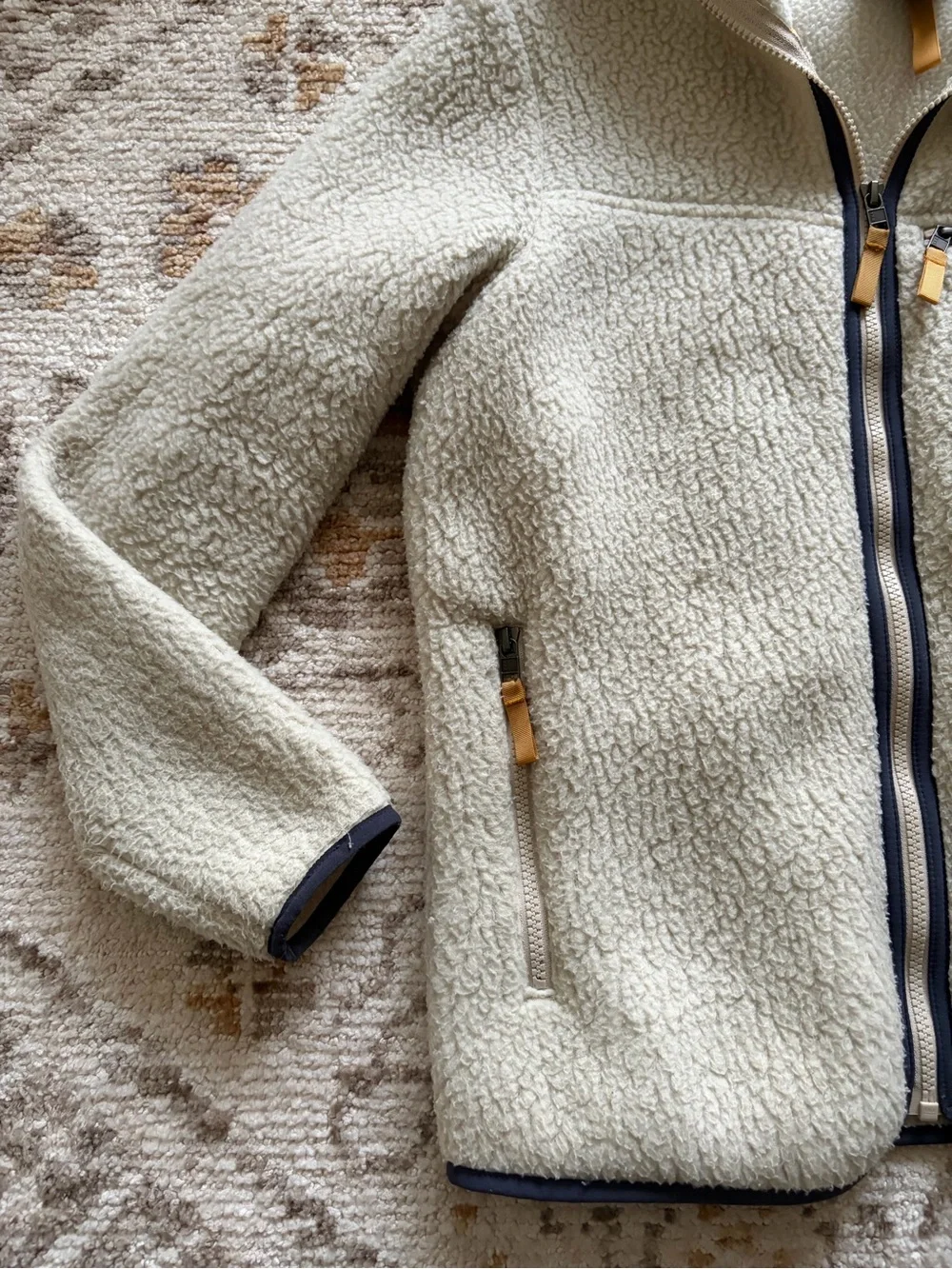 Patagonia Women’s Retro Pile Fleece Jacket